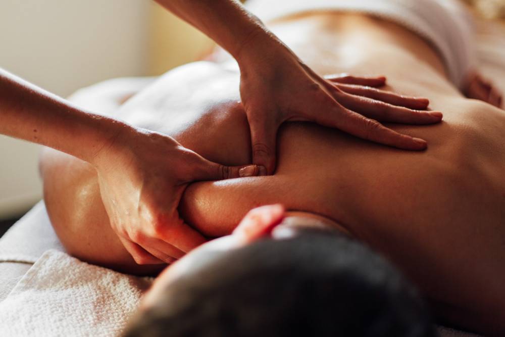 Massage corps près de Le Lion-d'Angers